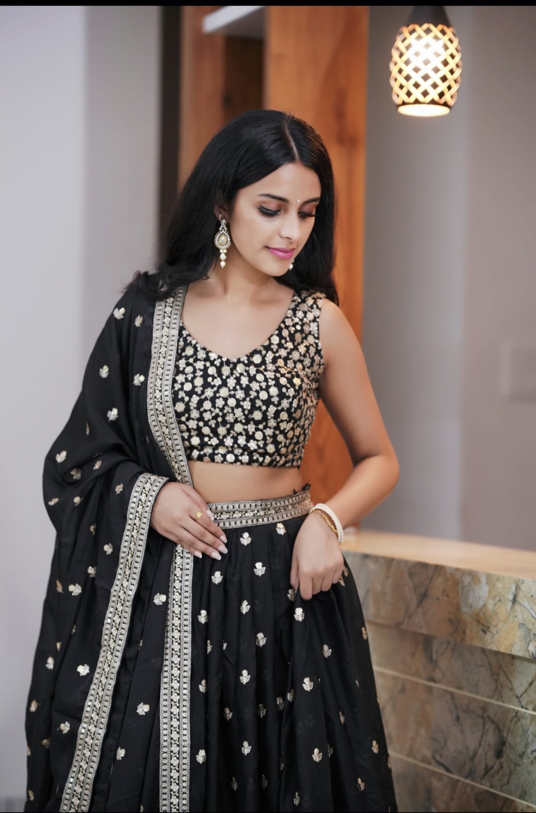 Mauve Statement Dhavani